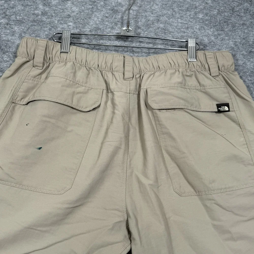 The North Face Hiking Cargo Shorts Men 34 (L) Belted Nylon Beige Solid